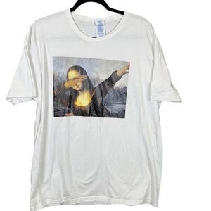 Dabbing Mona Lisa Graphic Print Tee White JHK TSRA Cotton T-shirt Sized as XXL